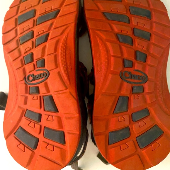 Chacos size 1 - Picture 4 of 4